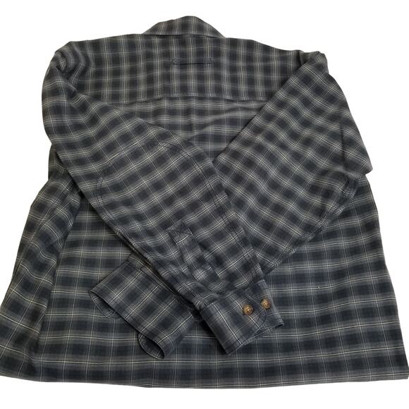 Woolrich Deep Navy Button Down Velcro Pocket Quality Shirt Excellent Size M - Picture 2 of 7